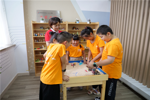 山东能源兖州煤业济宁二号煤矿暑期爱心托管班 筑起“安全巢” 守护“小候鸟”