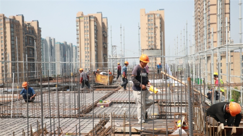 标龙4.jpg 标龙4.jpg