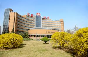 以岭药业用“通络”解法书写中医药现代化新篇​